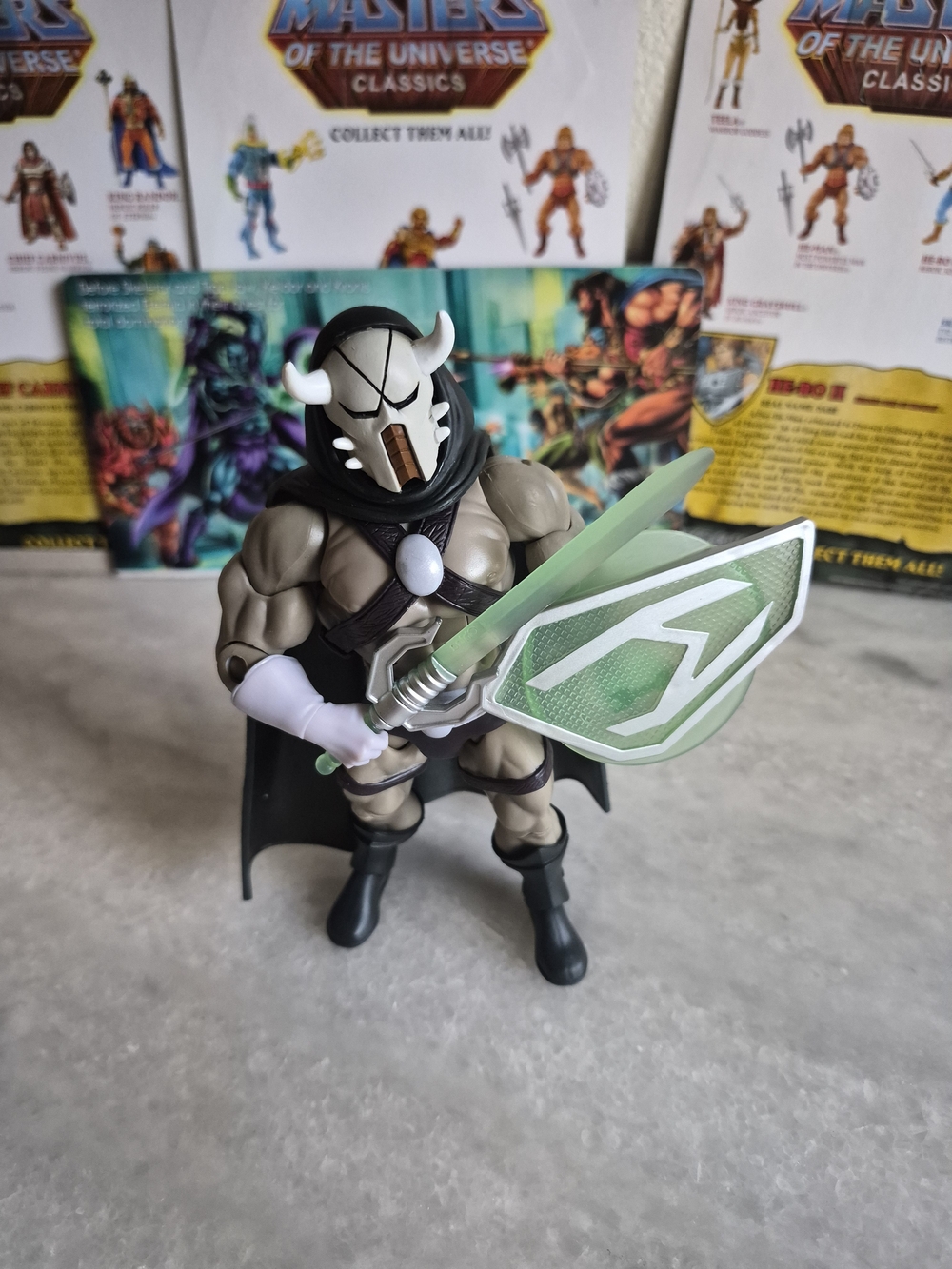 Masters of the Universe Classics Lord Masque 100% complete Pre-owned